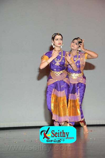 Jaffna-Hindu121013Toronto (78).jpg